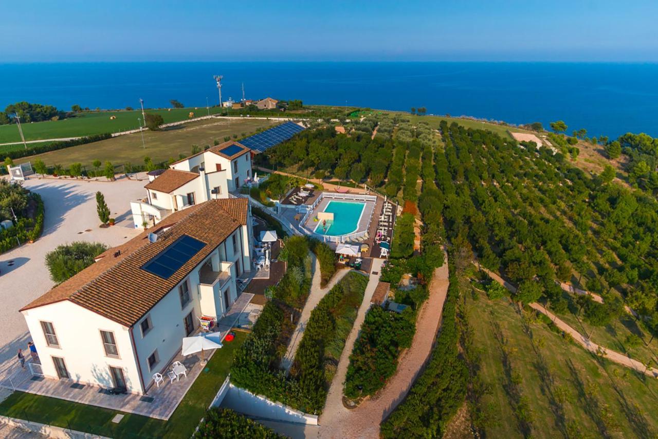 Contea Dei Ciliegi Villa Pedaso Exterior photo